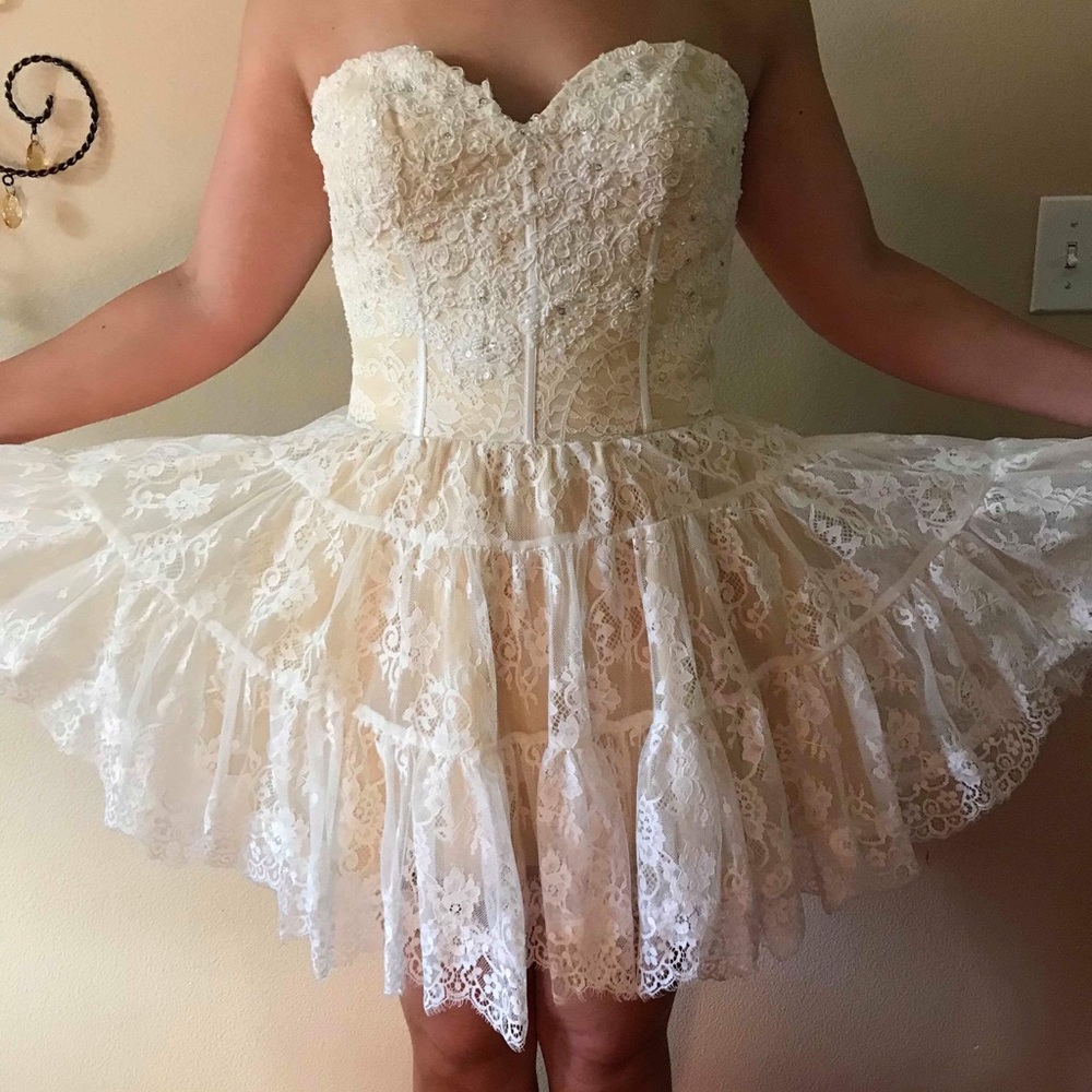 Ivory Lace Jovani cocktail